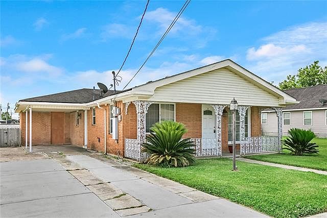 1st image of 2107 Aycock St