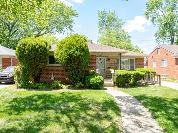 24711 Church St, Oak Park, MI 48237