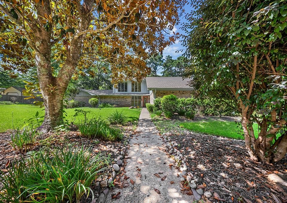 1st image of 1027 Creek Bend Dr