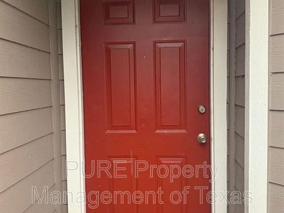 3rd image of 2907 Pearl St APT 101