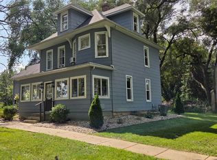 4147 Vilas Hope Rd, Cottage Grove, WI 53527