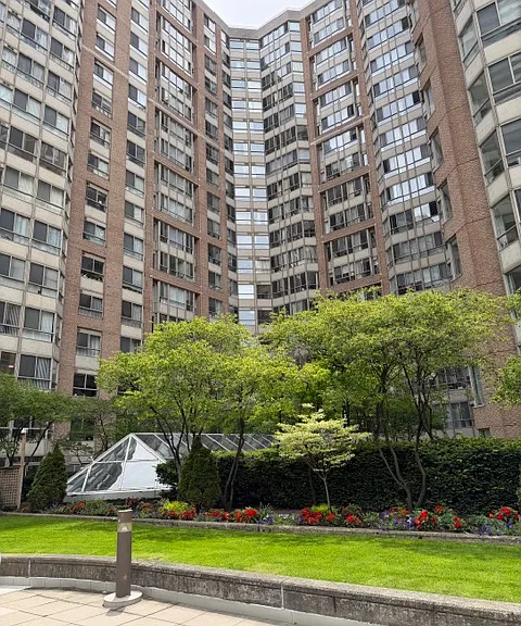 711 Bay St #1318 — Photo 4
