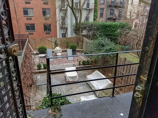 Rented by Brown Harris Stevens | media 12