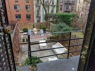 Rented by Brown Harris Stevens