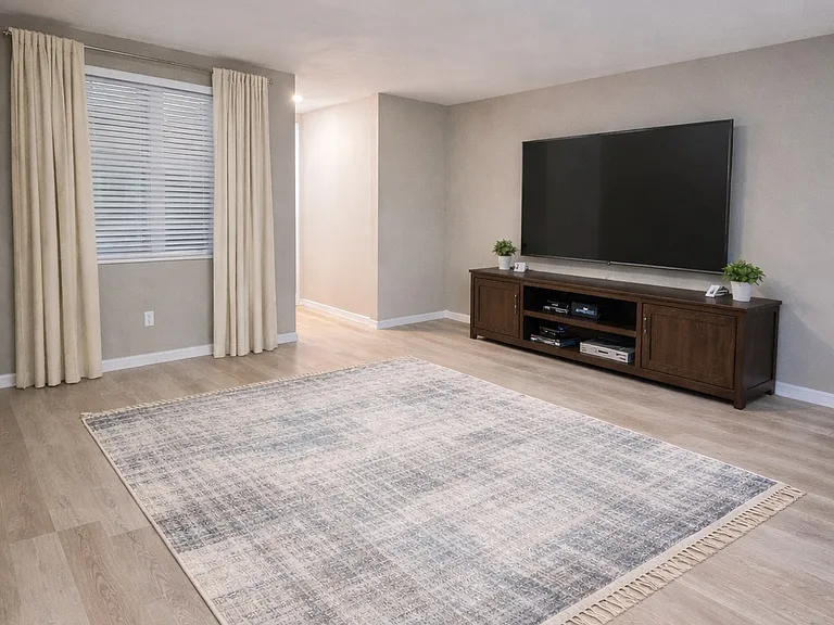 Ridge Crest Dr — Photo 4