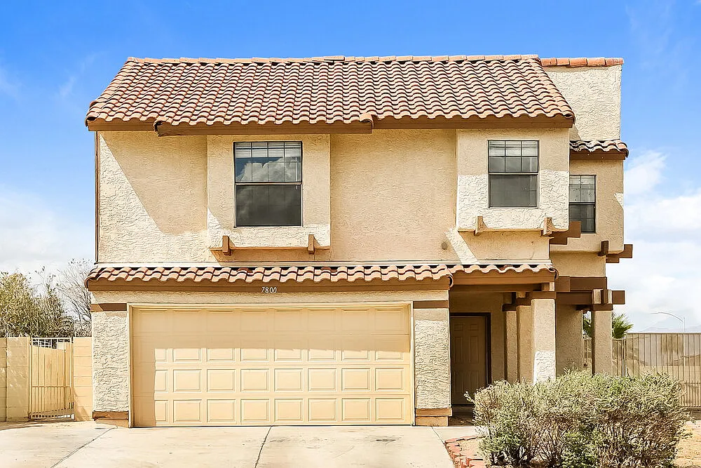 3 bed, 2.5 bath, 1615 sqft, $2,275 — Photo 1