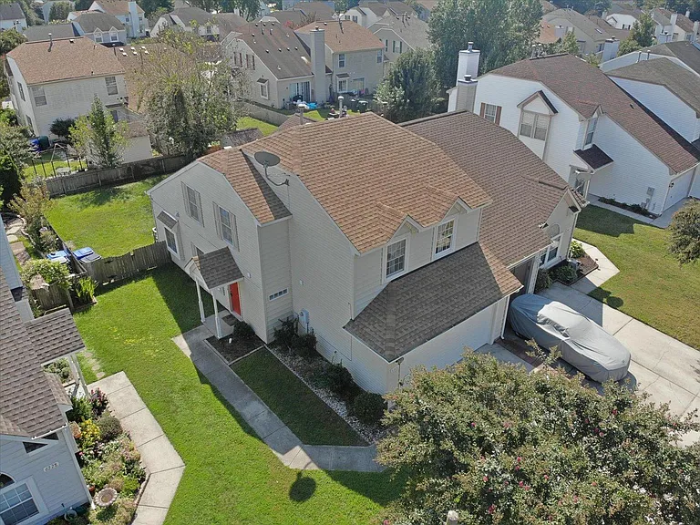 6226 Oakglen Dr — Photo 31