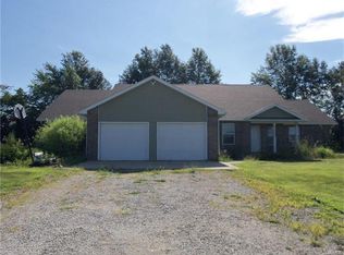 4 Anchor Ave, Vandalia, IL 62471