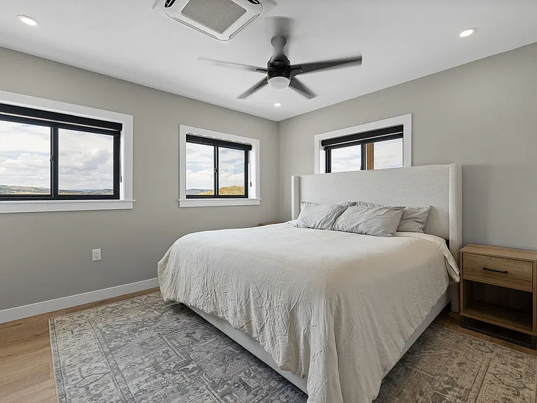 13239 Commodore Rd — Photo 18