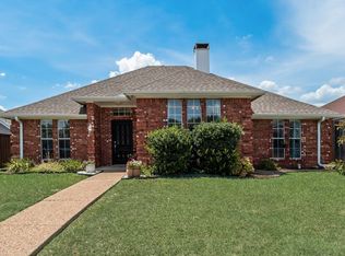 419 N Winding Oaks Dr, Wylie, TX 75098