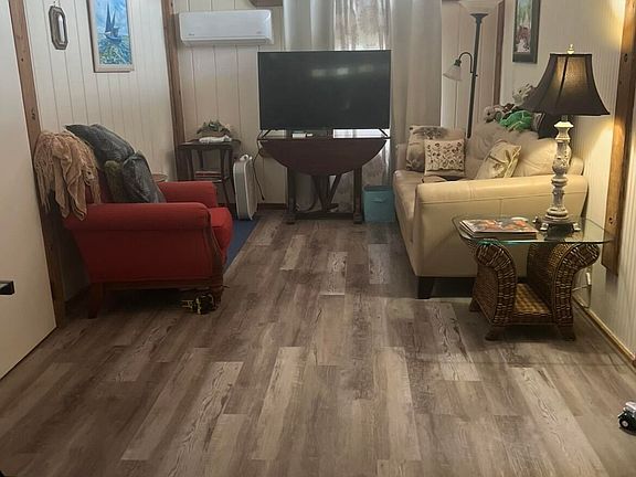 2nd image of 28178 Julia Ave