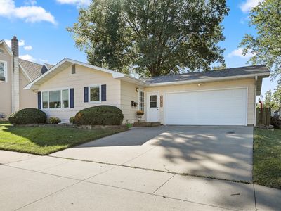 1211 Columbus St, Pella, IA, 50219