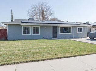 800 S 11th St, Kerman, CA 93630