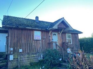 832 Doborout St, Myrtle Point, OR 97458