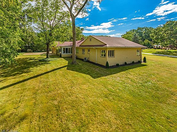 5th image of 2445 Chatham Rd
