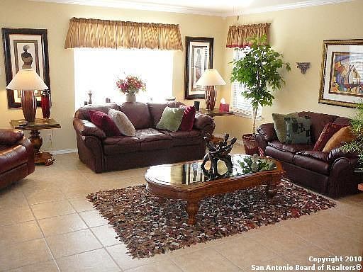 2nd image of 4903 Wood Glen Dr