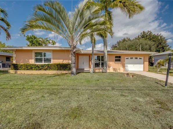 4156 Country Club Blvd, Cape Coral, FL 33904