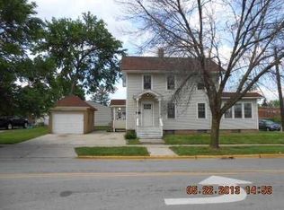 1342 Front St, Aurora, IL 60505