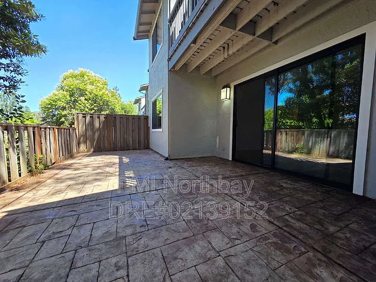 900 Cambridge Dr #185 — Photo 8