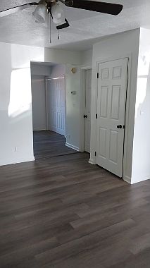 4th image of 317 Bailey Rd