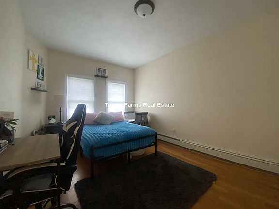 2nd image of 58 Medford St #1R