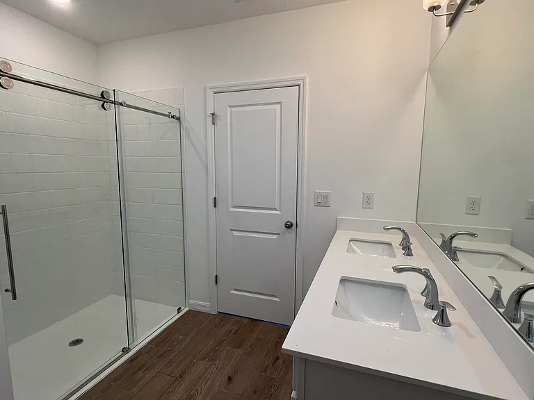 1782 SW Bayshore Blvd — Photo 38