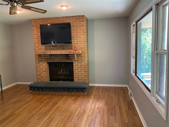 5th image of 916 Pine Ct