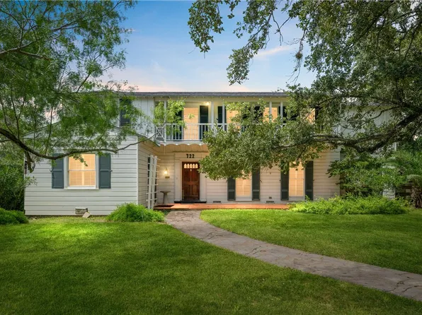 722 W Lee Ave, Kingsville, TX 78363