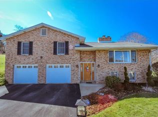 151 Northview Cir, Beaver, PA 15009