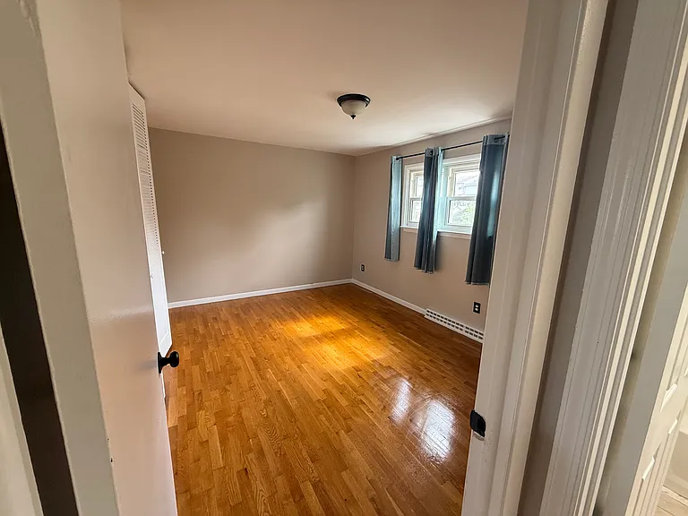 417 Carolina Ave — Photo 12