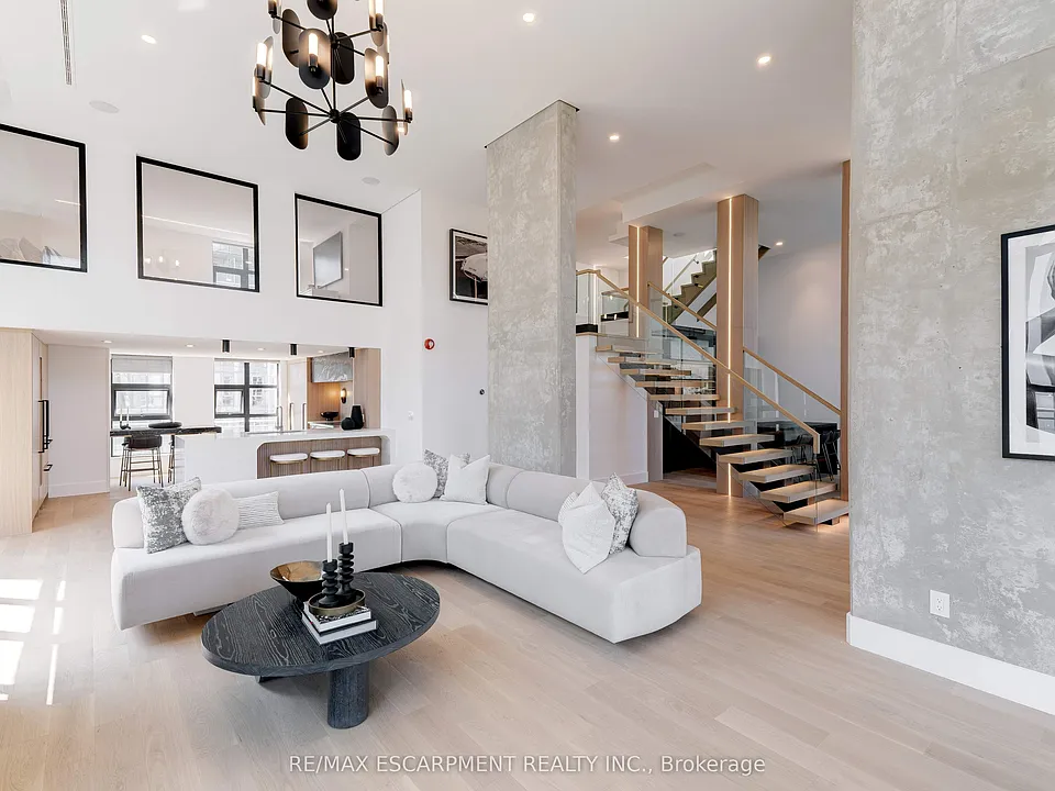 20 Niagara St #Penthouse 1