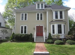 605 Washington St, Wellesley, MA 02482