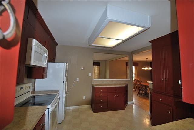 2nd image of 206 Avondale Dr