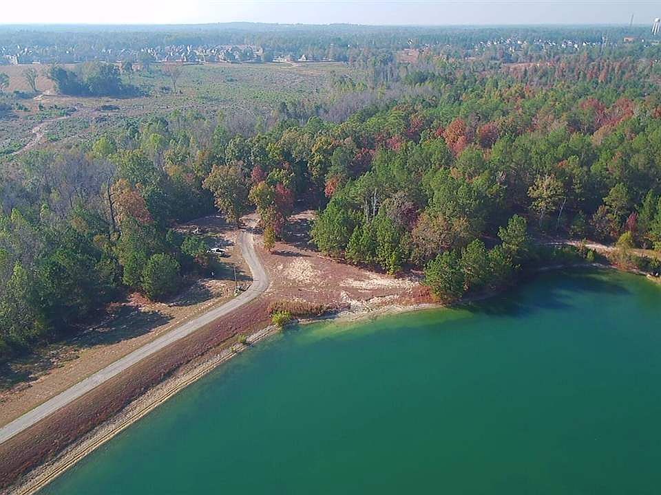1st image of 93 Southshore Ct
