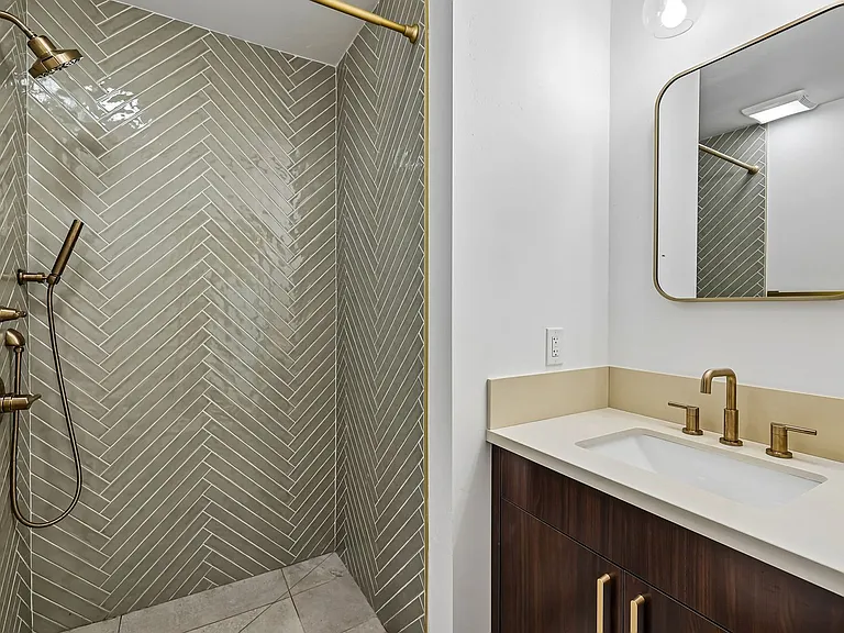 Salt + Sea - Luxury Coastal Apartments near Carlsbad Village — Photo 26