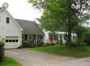 31 Pleasant St, Bellows Falls, VT 05101