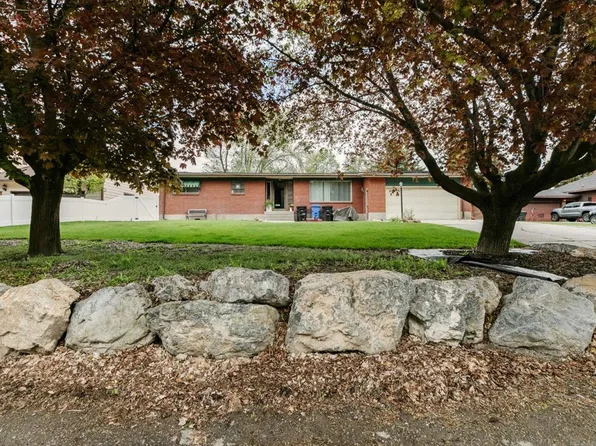 69 S Main St, Clarkston, UT 84305