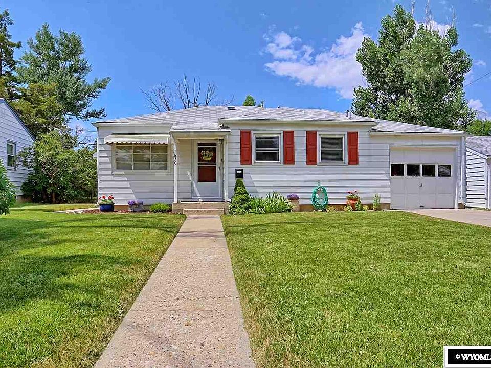 2nd image of 1630 Westridge Pl