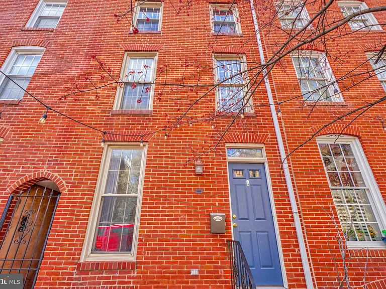 1412 Battery Ave — Photo 2