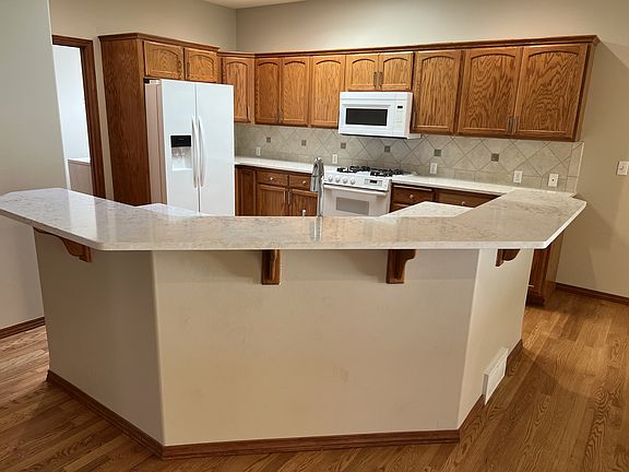 New Quartz Counter Top