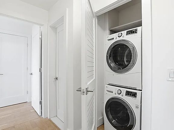 3rd image of 784 Columbus Ave APT 4R