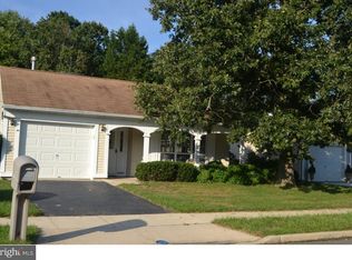 18 Buxton Ct, Southampton, NJ 08088