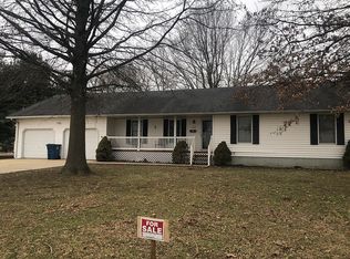 603 S Vine St, Advance, MO 63730