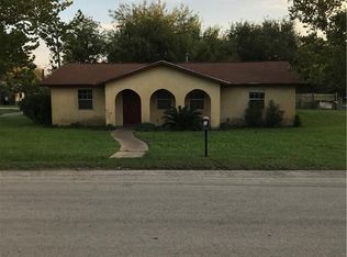 117 W Martindale St, Seguin, TX 78155