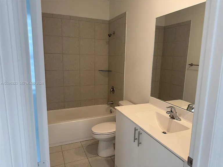 11879 SW 247th Ter #2A — Photo 6