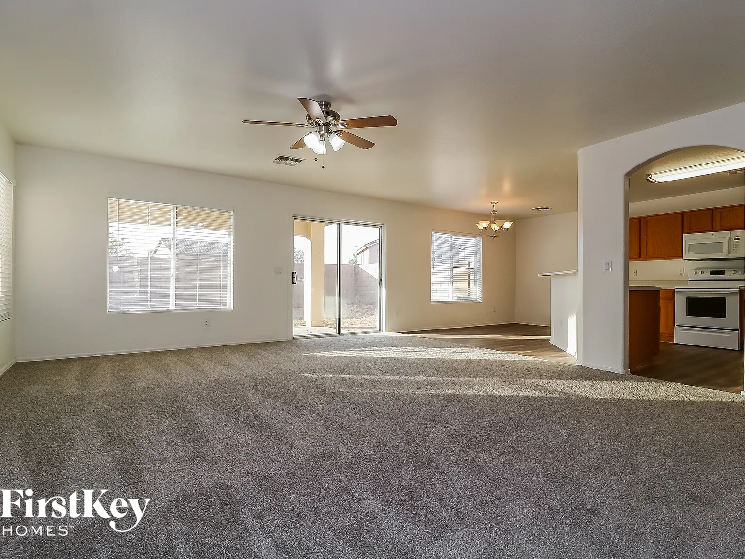4 bed, 3.0 bath, 2267 sqft, $2,130 — Photo 3