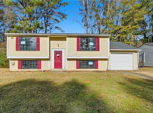 4828 White Oak Tree, Stone Mountain, GA 30088