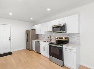 90 Park Rd #2E, West Hartford, CT 06119