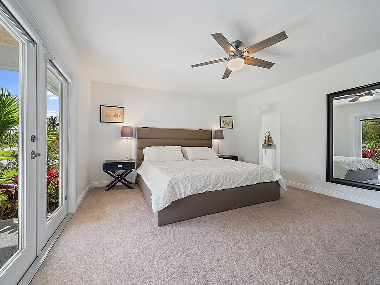 1342 Essex Dr — Photo 11