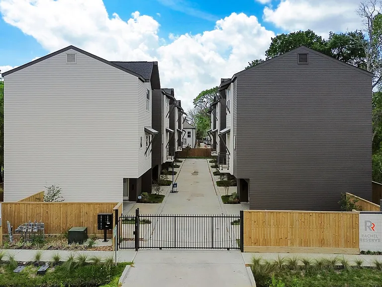 861 Rachel St #E — Photo 28